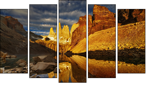 Torres del paine at sunrise  - Obraz pięcioczęściowy, Pentaptyk