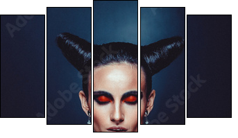 Beautiful woman in carnival costume. witch shape with Horns.  - Obraz pięcioczęściowy, Pentaptyk