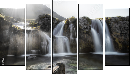 Kirkjufellsfoss  - Obraz pięcioczęściowy, Pentaptyk